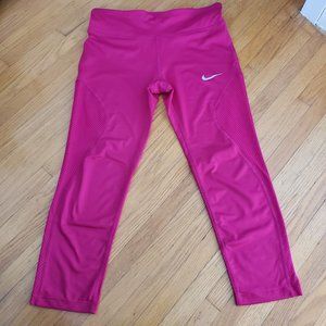 NIke Dri-Fit Cropped Leggins